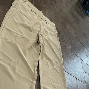 ❄3/$26 Xmas sale❄ Ladies Tan Pants
